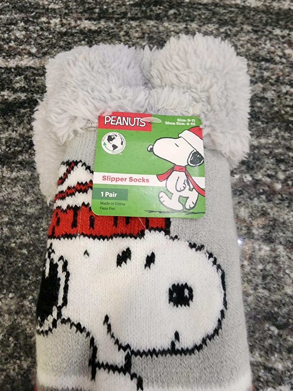 Peanuts Snoopy Fuzzy Slipper Socks - Gray, White & Red- Shoe Size 4-10 - Picture 2 of 3